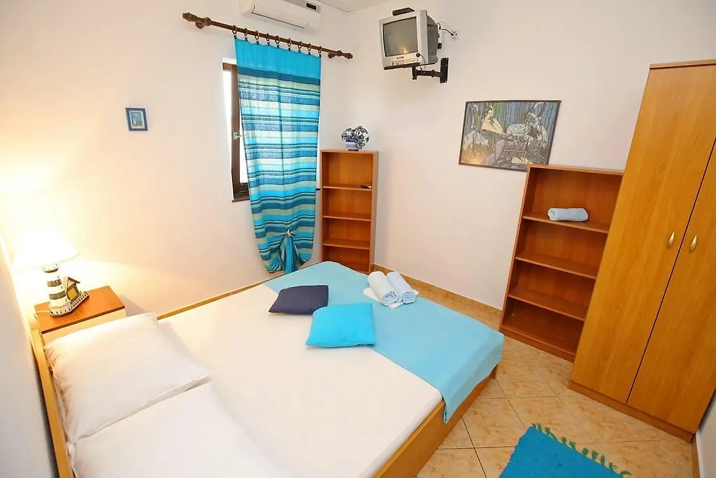 2 Bedroom Beautiful Apartment In 자다르 0*,  크로아티아